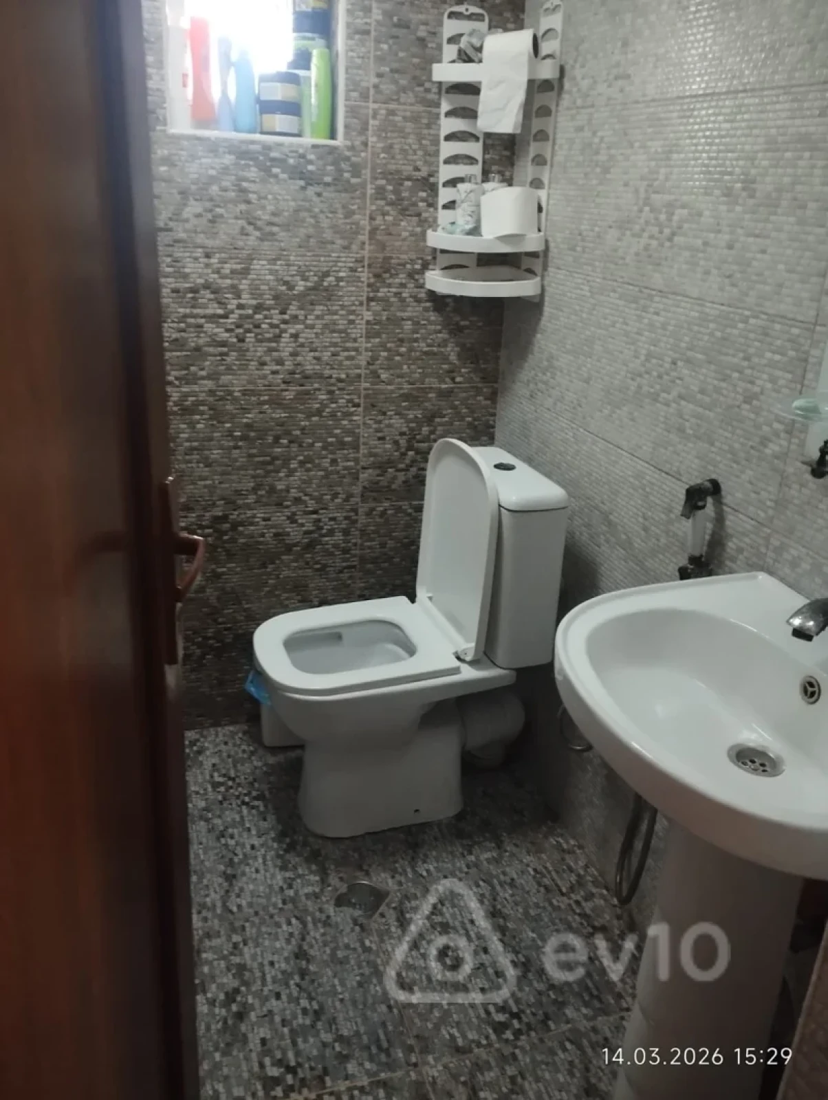 Satılır 4 otaqlı həyət evi 140 m²