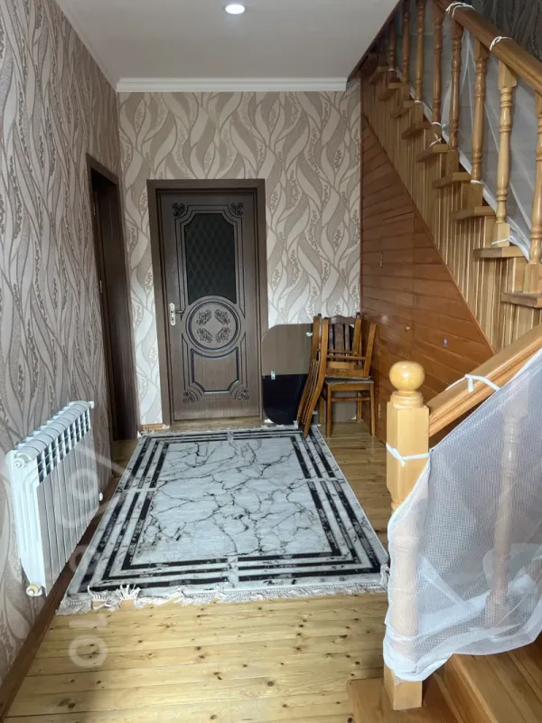 Satılır 4 otaqlı həyət evi 140 m²