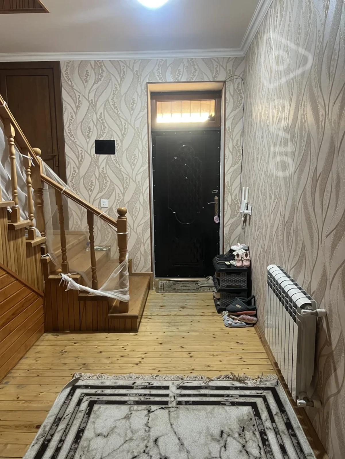 Satılır 4 otaqlı həyət evi 140 m²