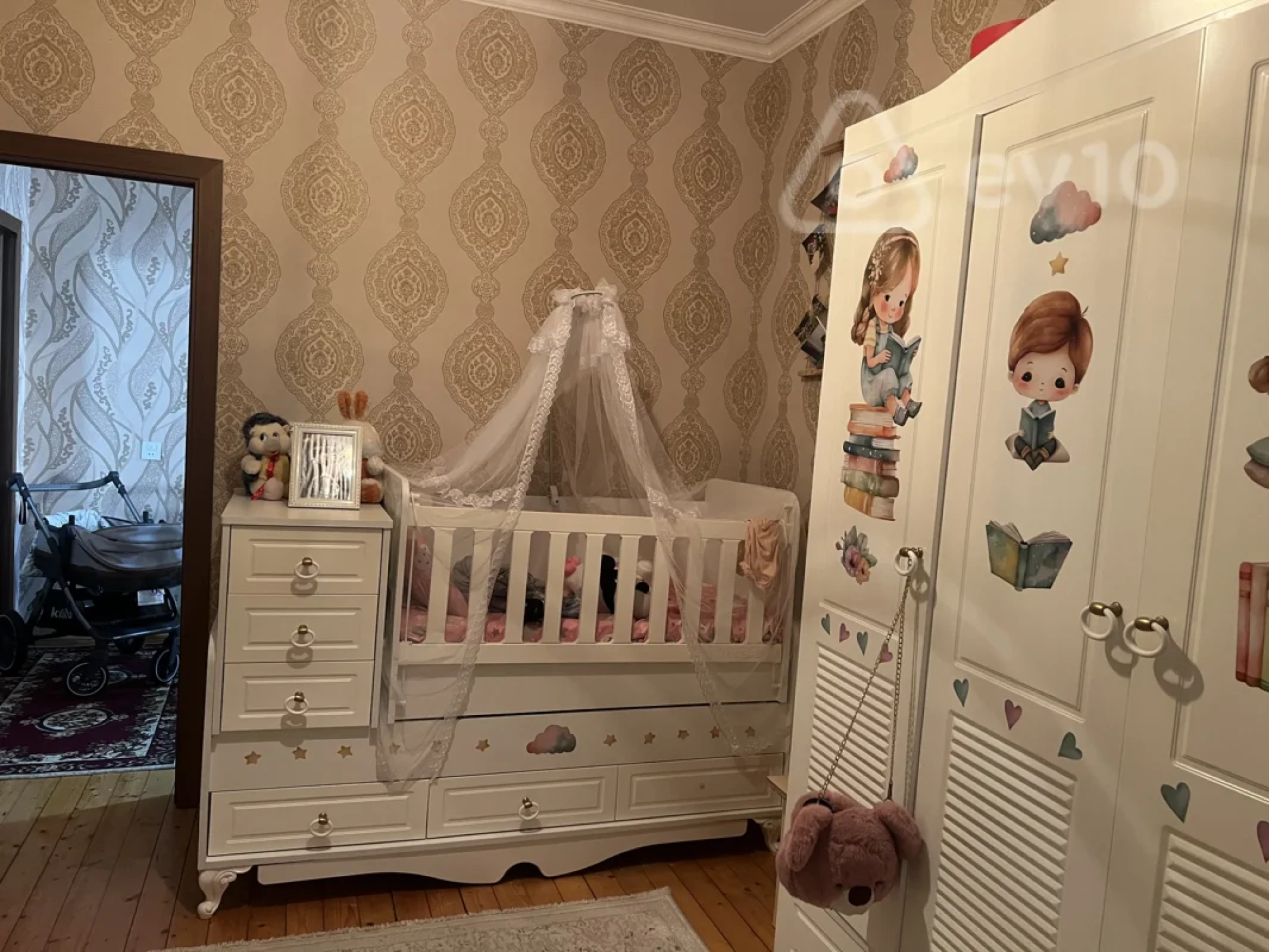 Satılır 4 otaqlı həyət evi 140 m²