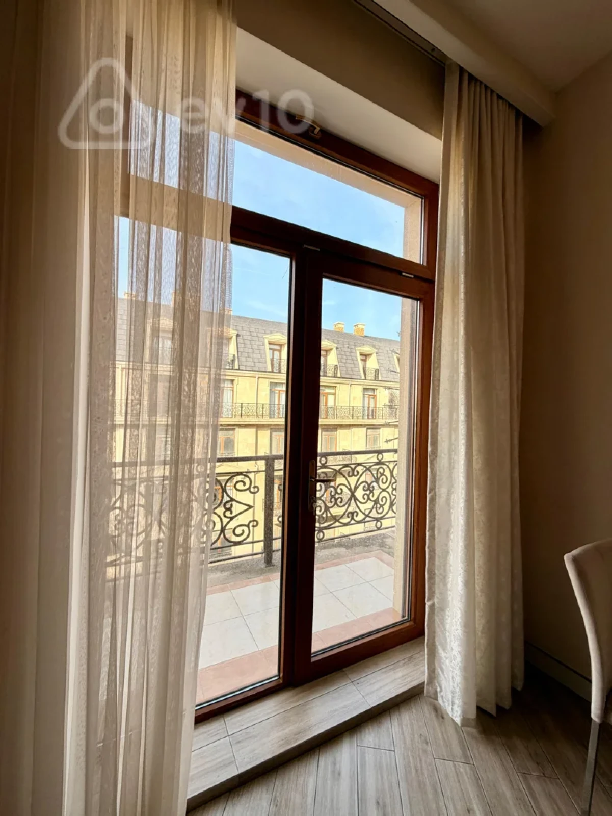 Kirayə verilir 2 otaqlı yeni tikili 94 m²