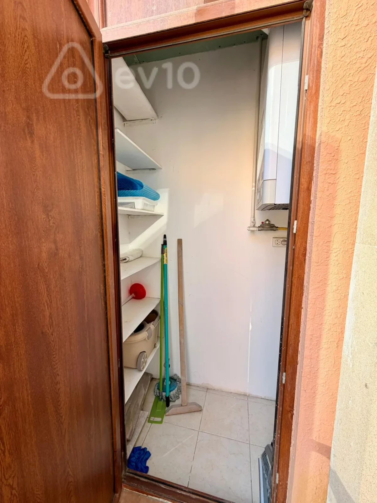 Kirayə verilir 2 otaqlı yeni tikili 94 m²