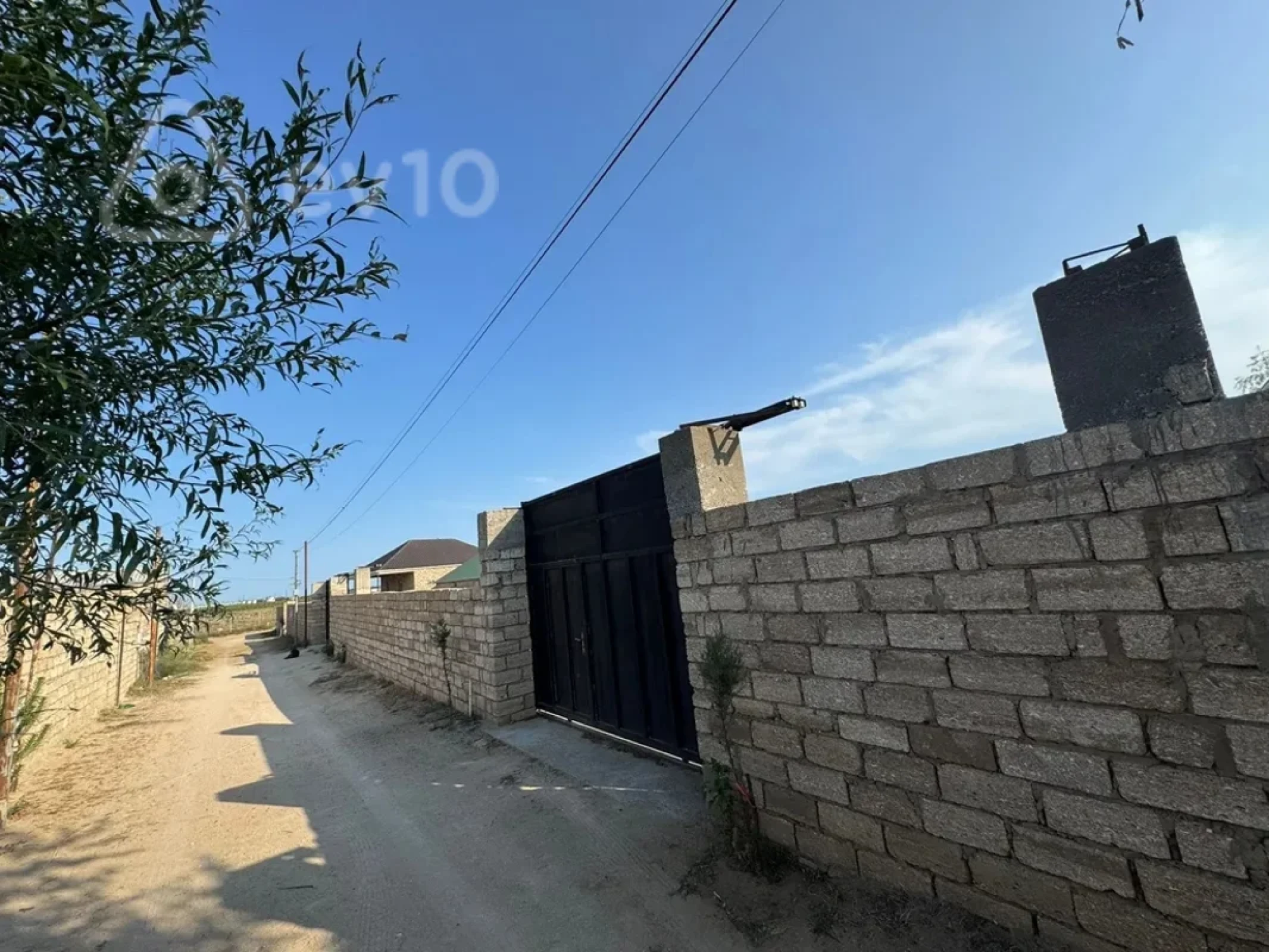 Satılır mənzil 11 m²