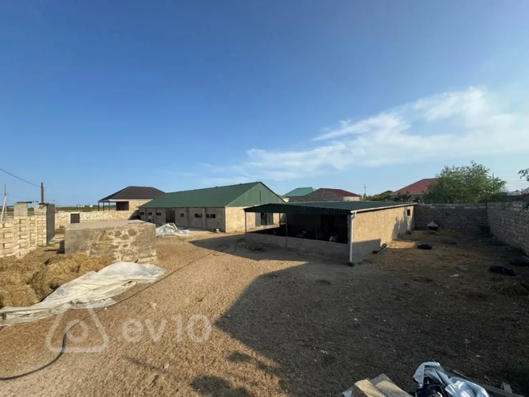 Satılır mənzil 11 m²