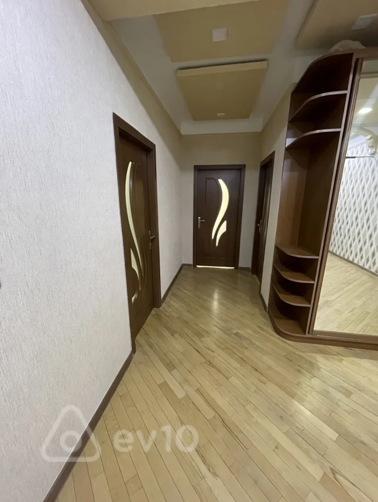 Kirayə verilir 2 otaqlı yeni tikili 100 m²