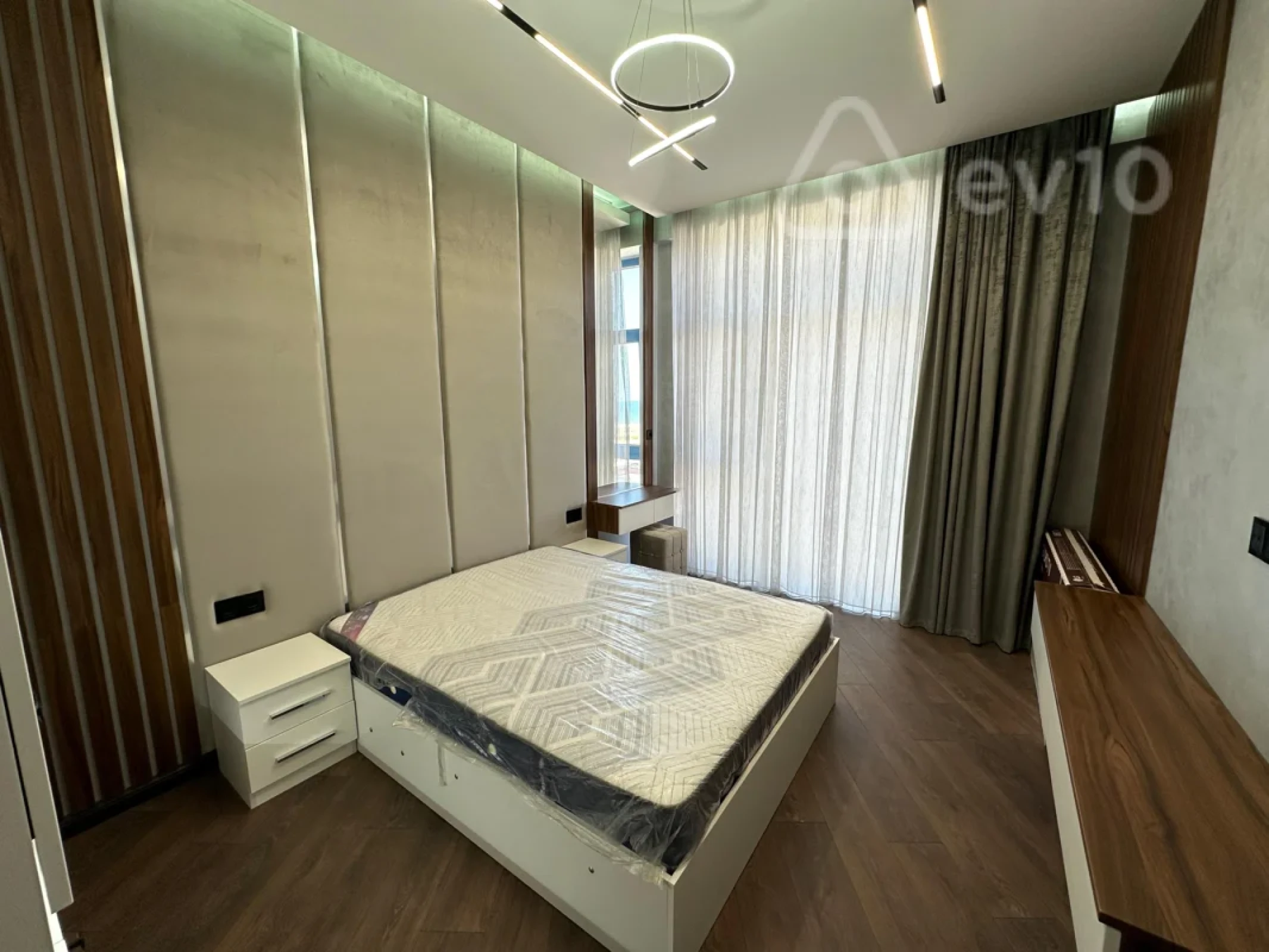 Kirayə verilir 2 otaqlı yeni tikili 50 m²