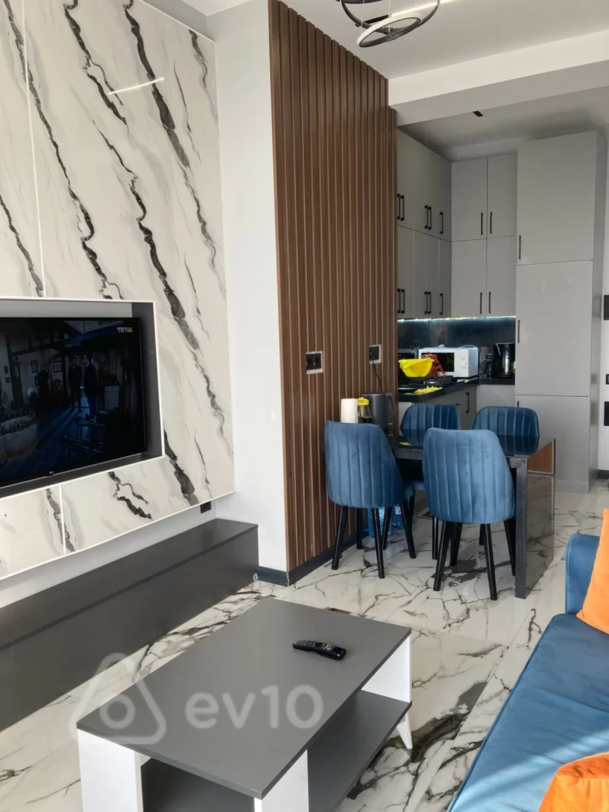 Kirayə verilir 2 otaqlı yeni tikili 50 m²