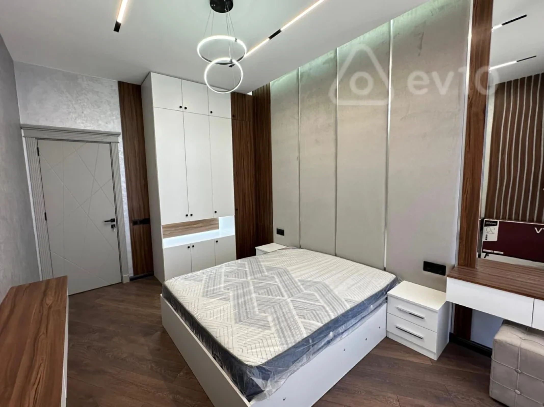 Kirayə verilir 2 otaqlı yeni tikili 50 m²