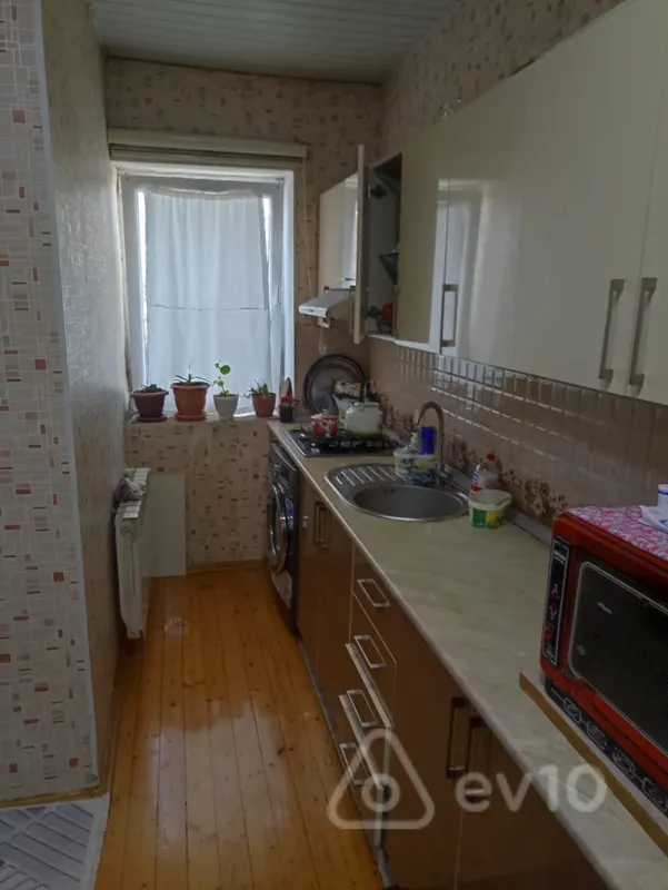 Satılır 4 otaqlı həyət evi 120 m²