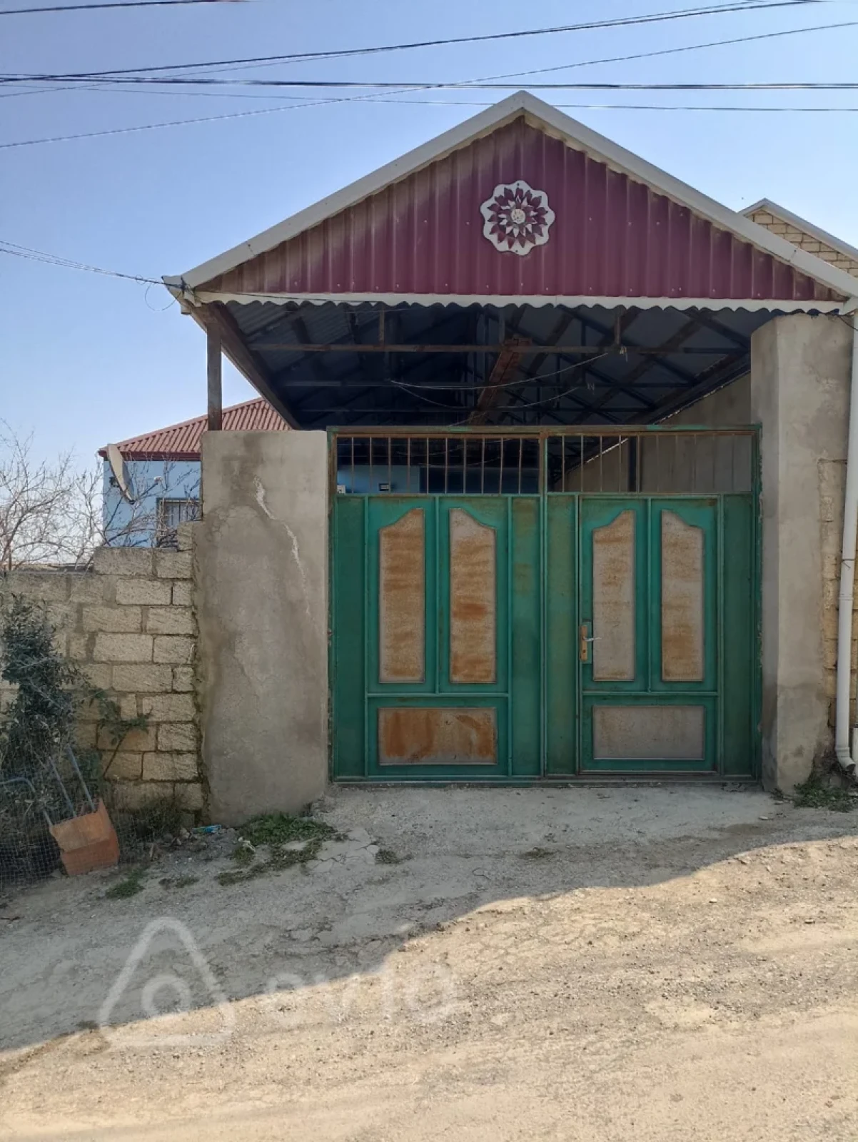 Satılır 4 otaqlı həyət evi 120 m²