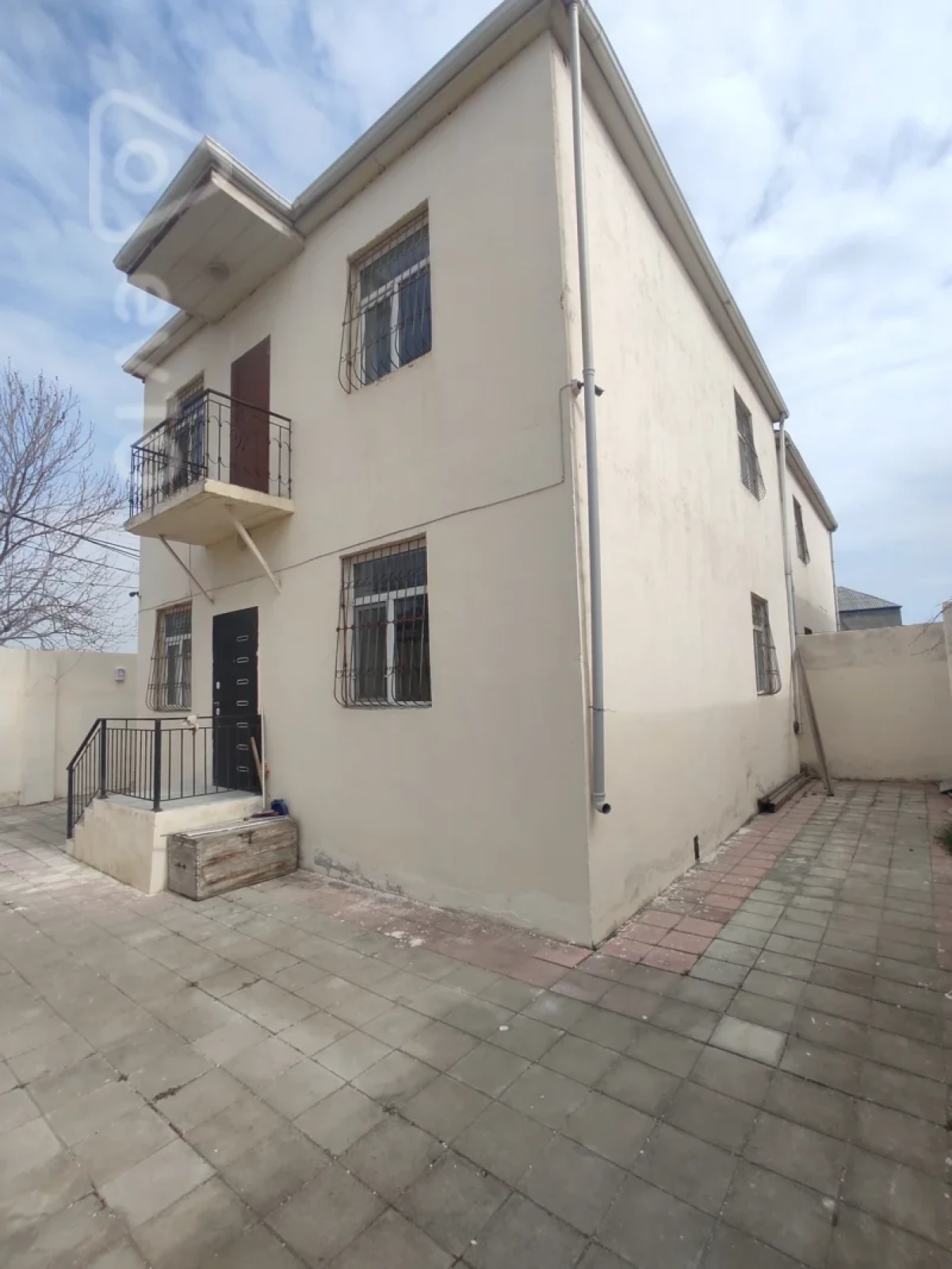 Satılır 4 otaqlı həyət evi 75 m²