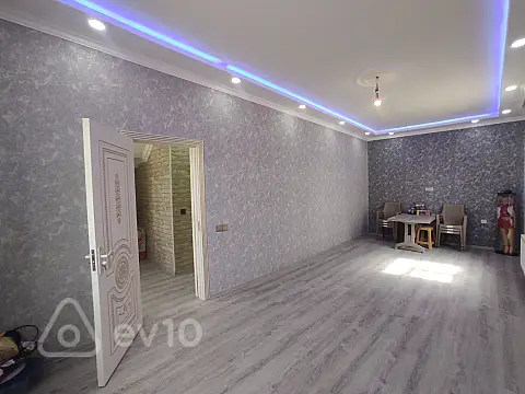 Satılır 4 otaqlı həyət evi 75 m²