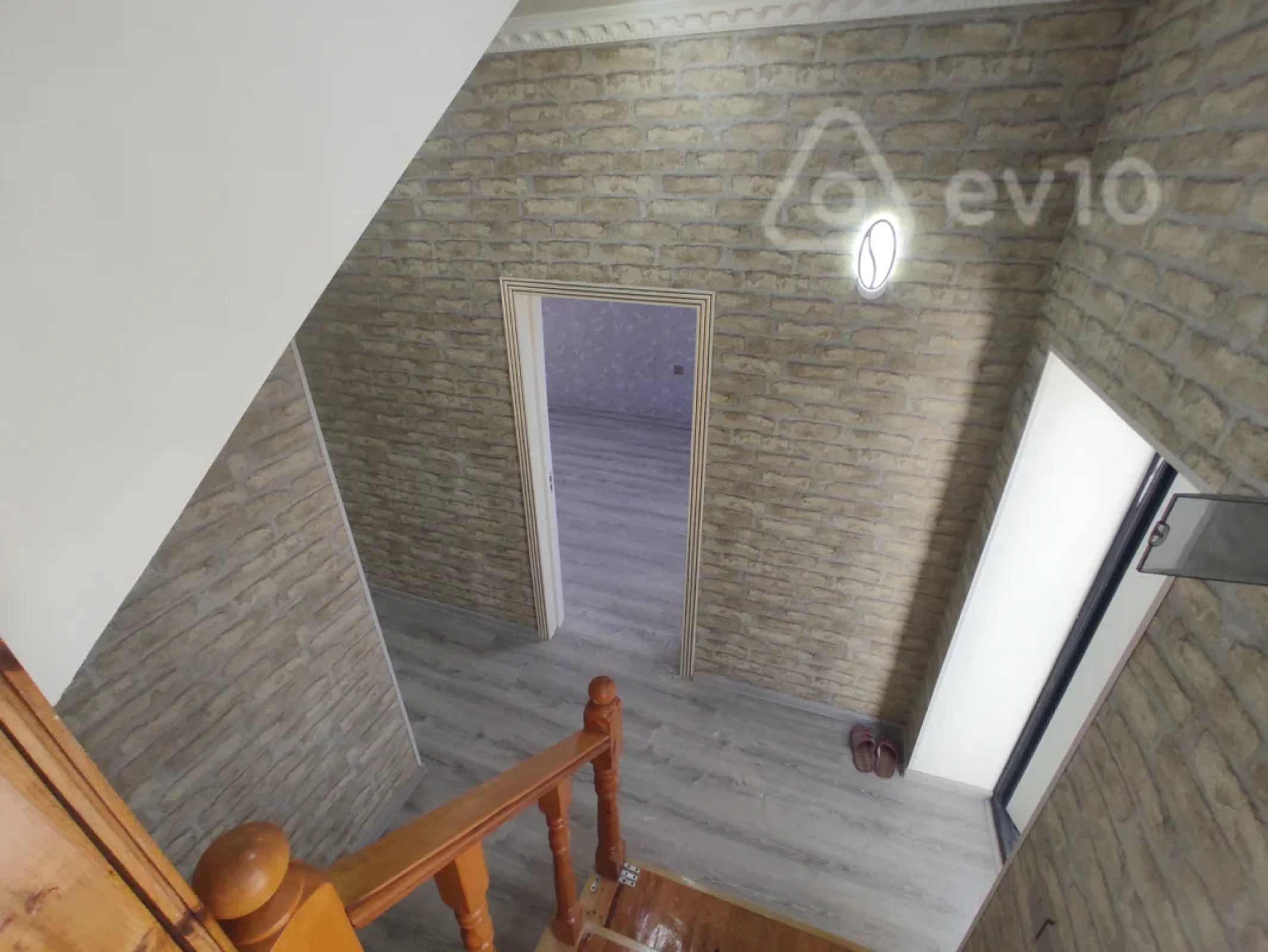 Satılır 4 otaqlı həyət evi 75 m²