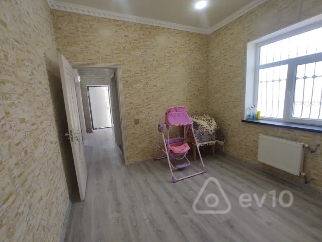 Satılır 4 otaqlı həyət evi 75 m²