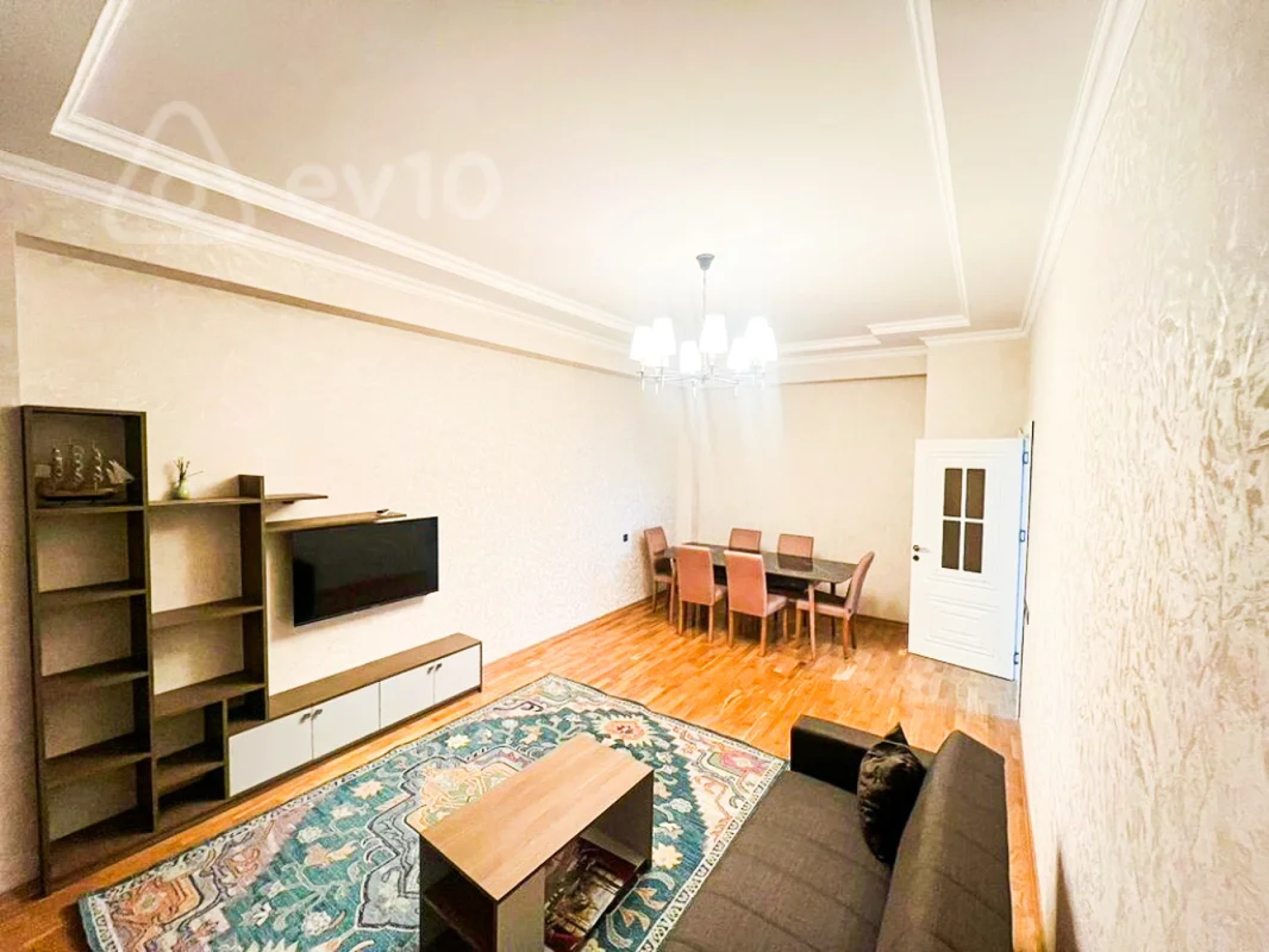 Kirayə verilir 2 otaqlı yeni tikili 70 m²