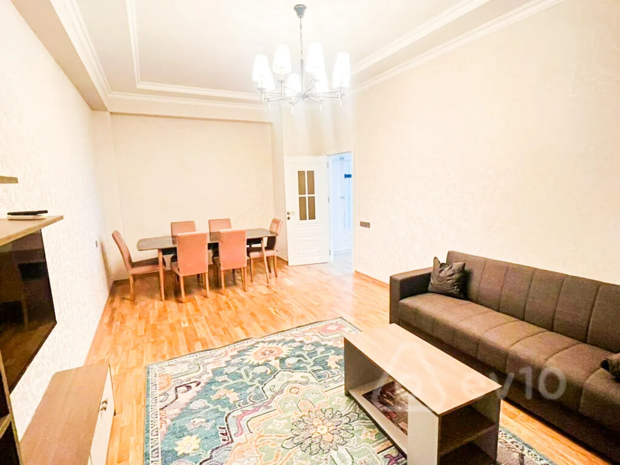 Kirayə verilir 2 otaqlı yeni tikili 70 m²