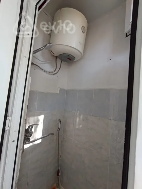 Kirayə verilir 1 otaqlı köhnə tikili 25 m²