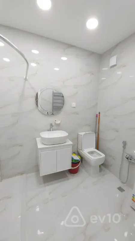 Kirayə verilir 2 otaqlı yeni tikili 68 m²
