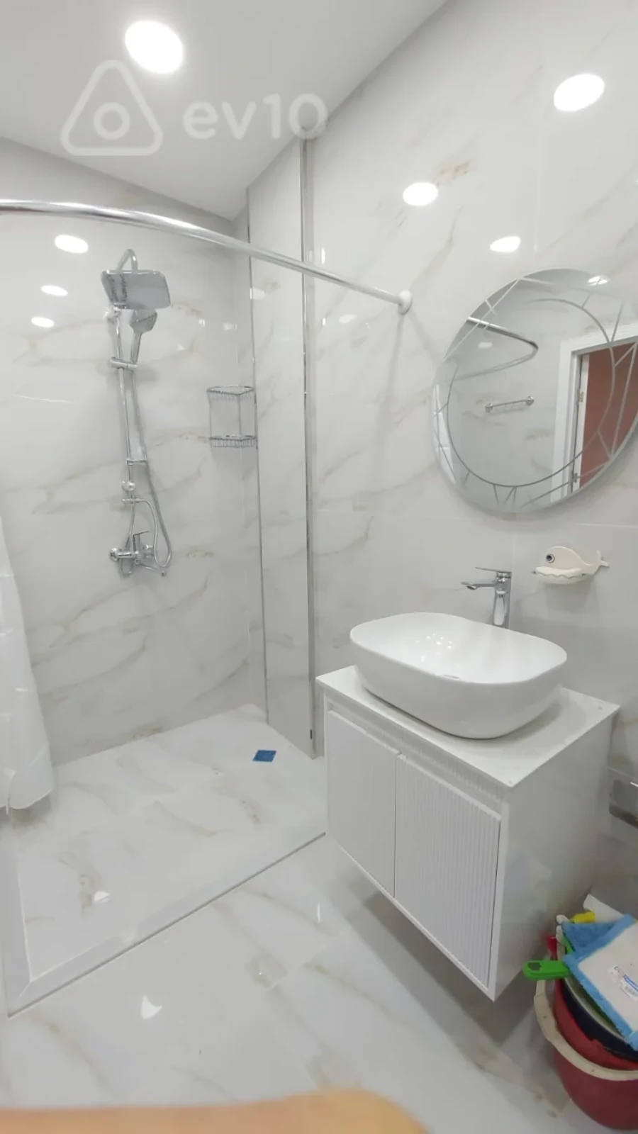 Kirayə verilir 2 otaqlı yeni tikili 68 m²