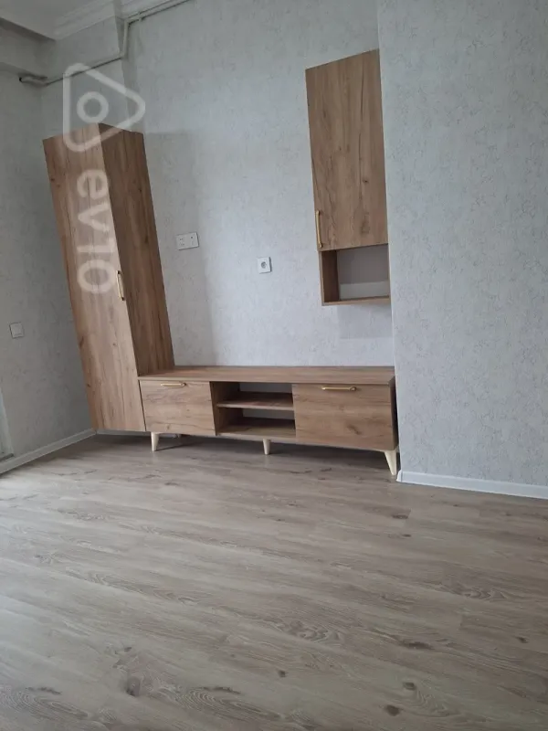 Kirayə verilir 2 otaqlı yeni tikili 47 m²