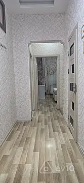 Kirayə verilir 2 otaqlı yeni tikili 75 m²