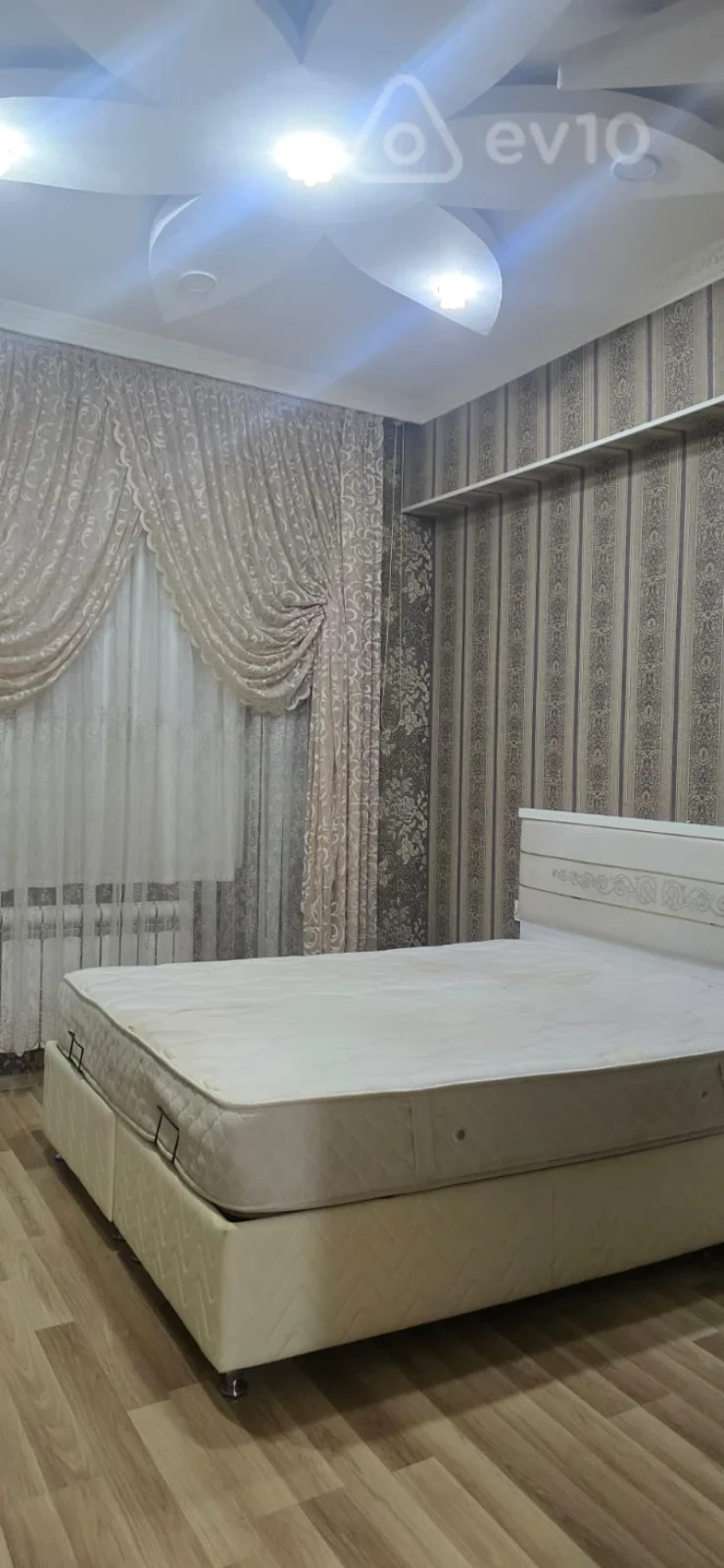 Kirayə verilir 2 otaqlı yeni tikili 75 m²