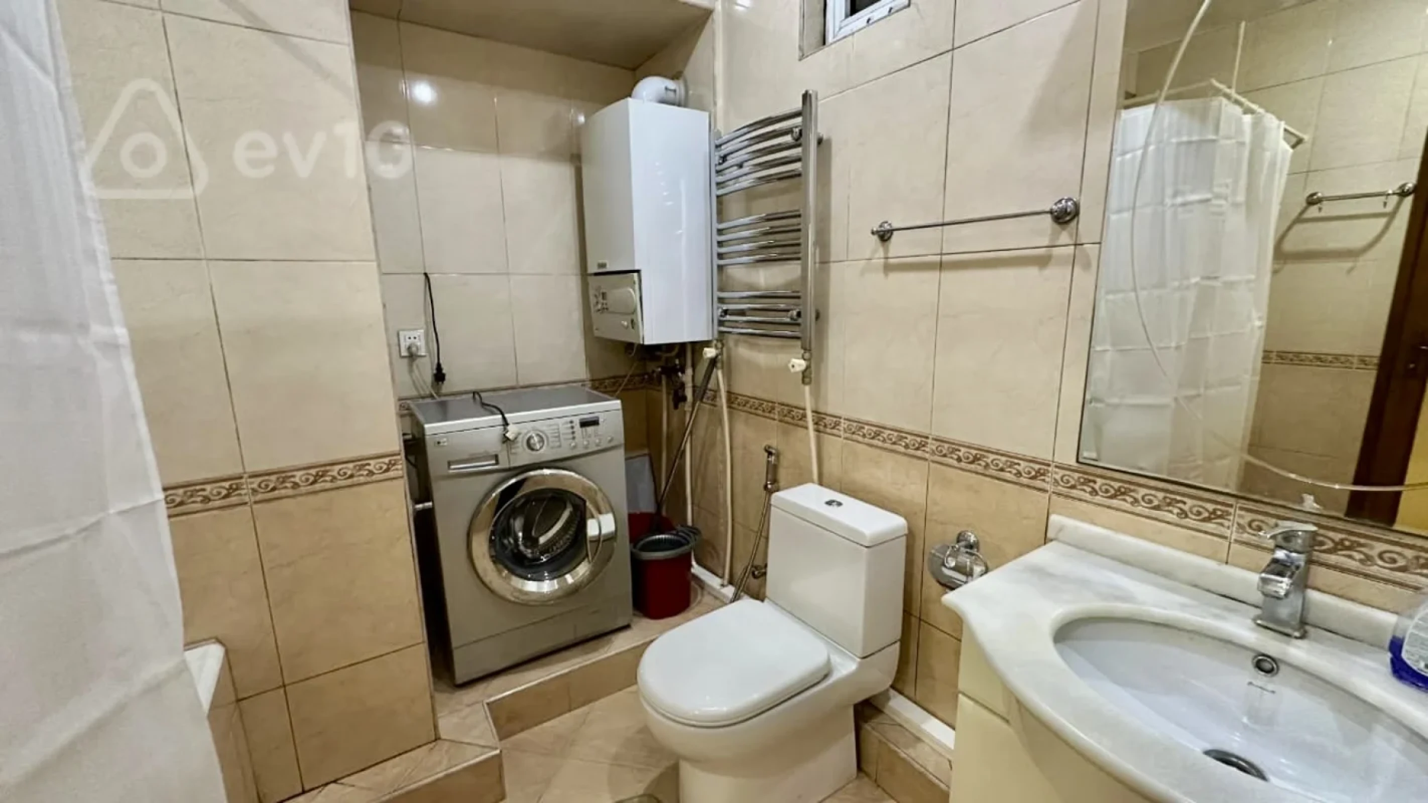Kirayə verilir 1 otaqlı köhnə tikili 60 m²