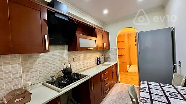 Kirayə verilir 1 otaqlı yeni tikili 60 m²