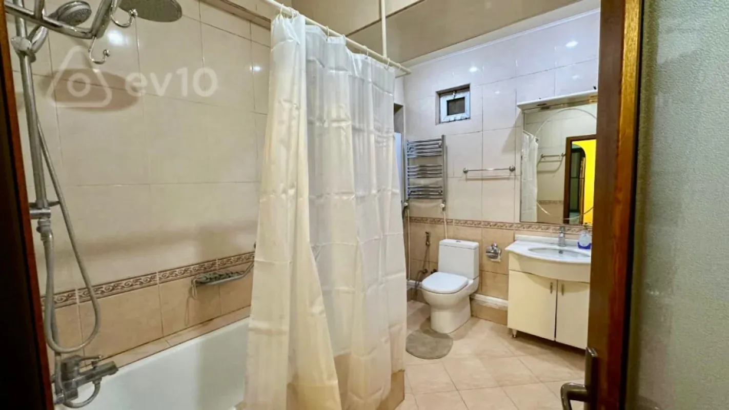 Kirayə verilir 1 otaqlı yeni tikili 60 m²