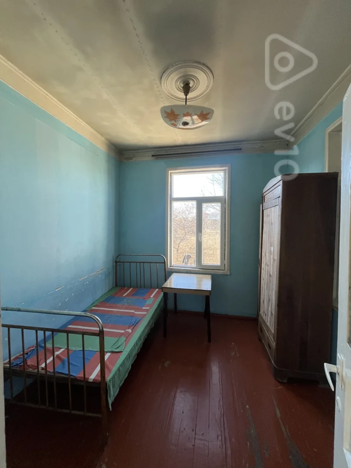 Satılır 4 otaqlı həyət evi 80 m²