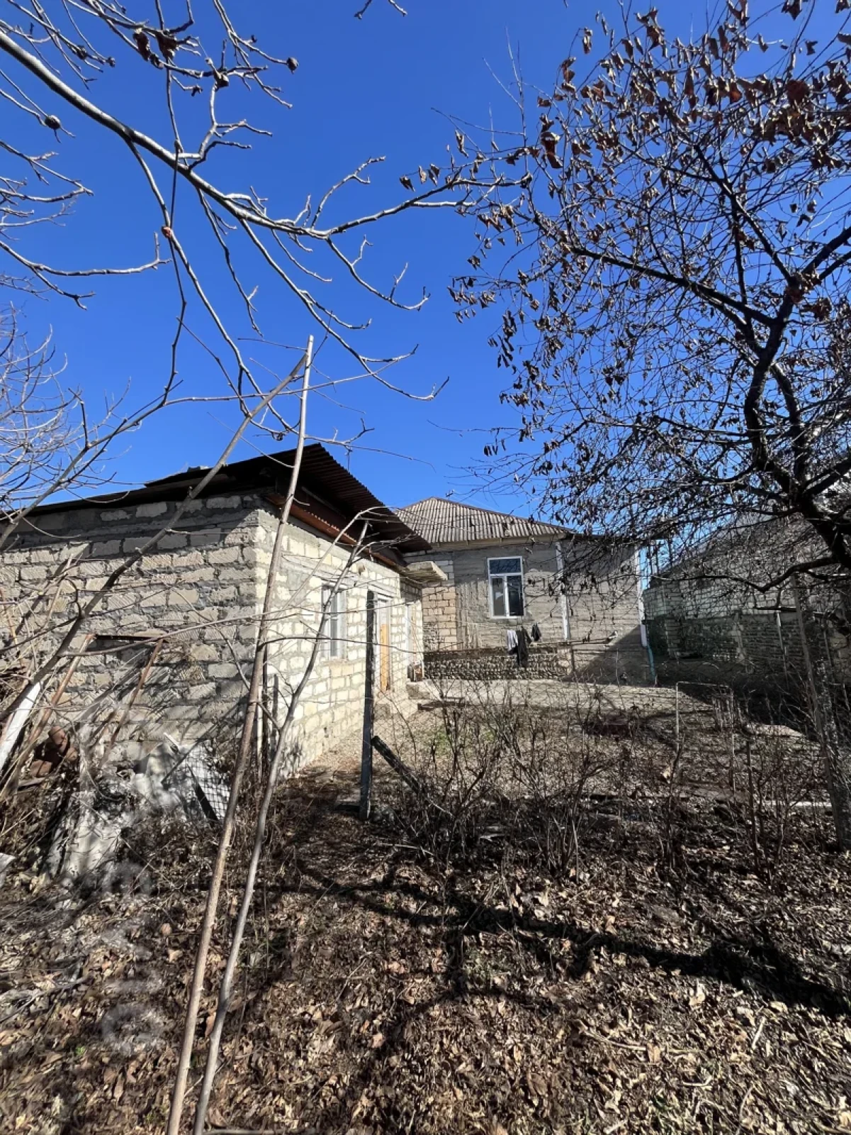 Satılır 4 otaqlı həyət evi 80 m²