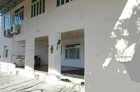 Satılır 11 otaqlı həyət evi 370 m² — Sabirabad 11 otaq 370.00 m²