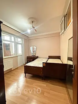Kirayə verilir 3 otaqlı yeni tikili 65 m²