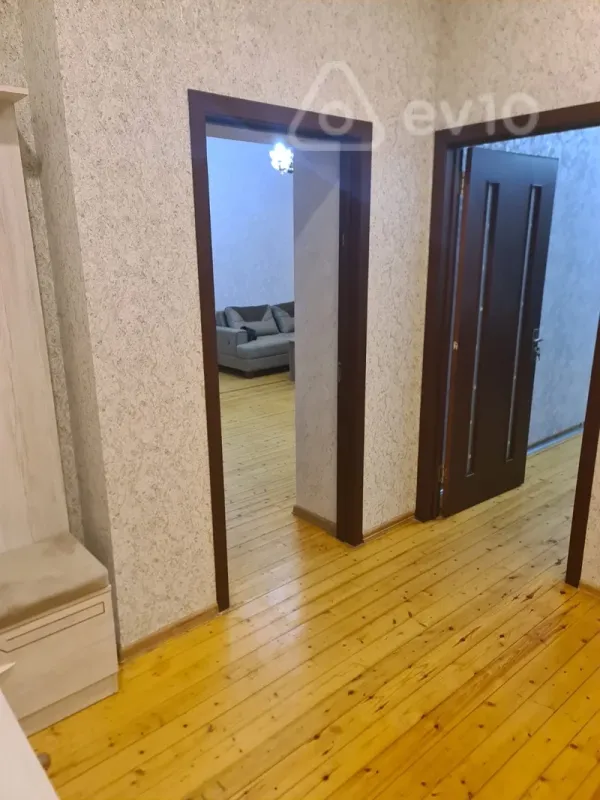 Kirayə verilir 2 otaqlı yeni tikili 90 m²