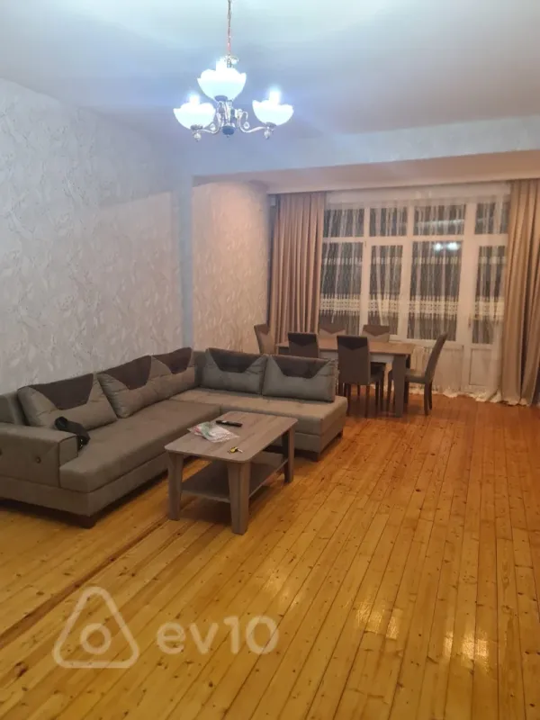 Kirayə verilir 2 otaqlı yeni tikili 90 m²