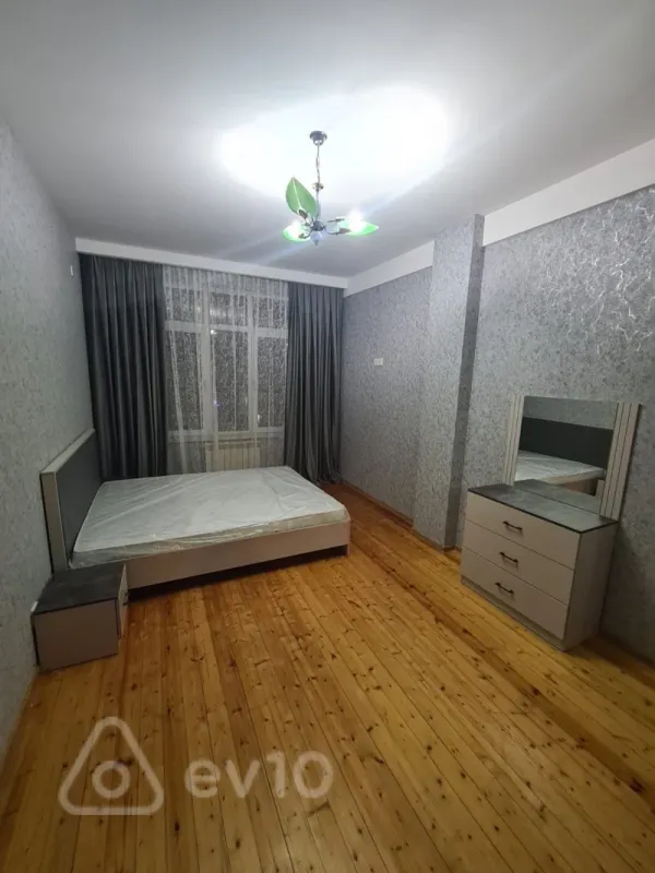 Kirayə verilir 2 otaqlı yeni tikili 90 m²