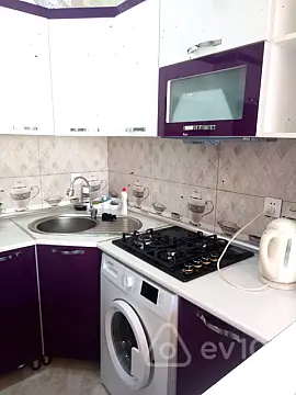 Kirayə verilir 2 otaqlı yeni tikili 60 m²