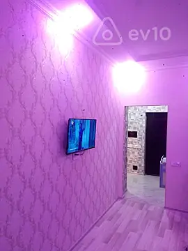 Kirayə verilir 2 otaqlı yeni tikili 60 m²