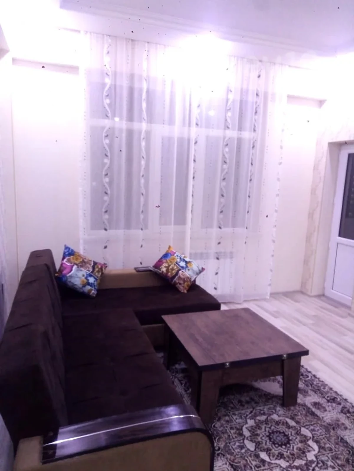 Kirayə verilir 2 otaqlı yeni tikili 60 m²