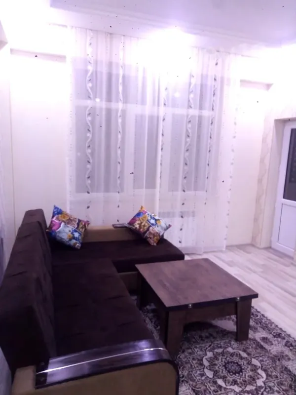 Kirayə verilir 2 otaqlı yeni tikili 60 m²