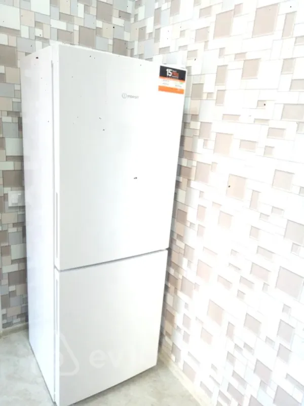 Kirayə verilir 2 otaqlı yeni tikili 60 m²