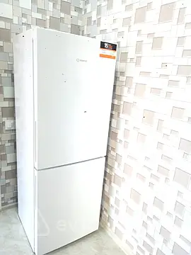 Kirayə verilir 2 otaqlı yeni tikili 60 m²