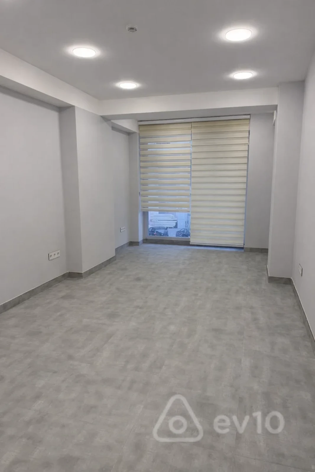 Kirayə verilir 5 otaqlı ofis 200 m²