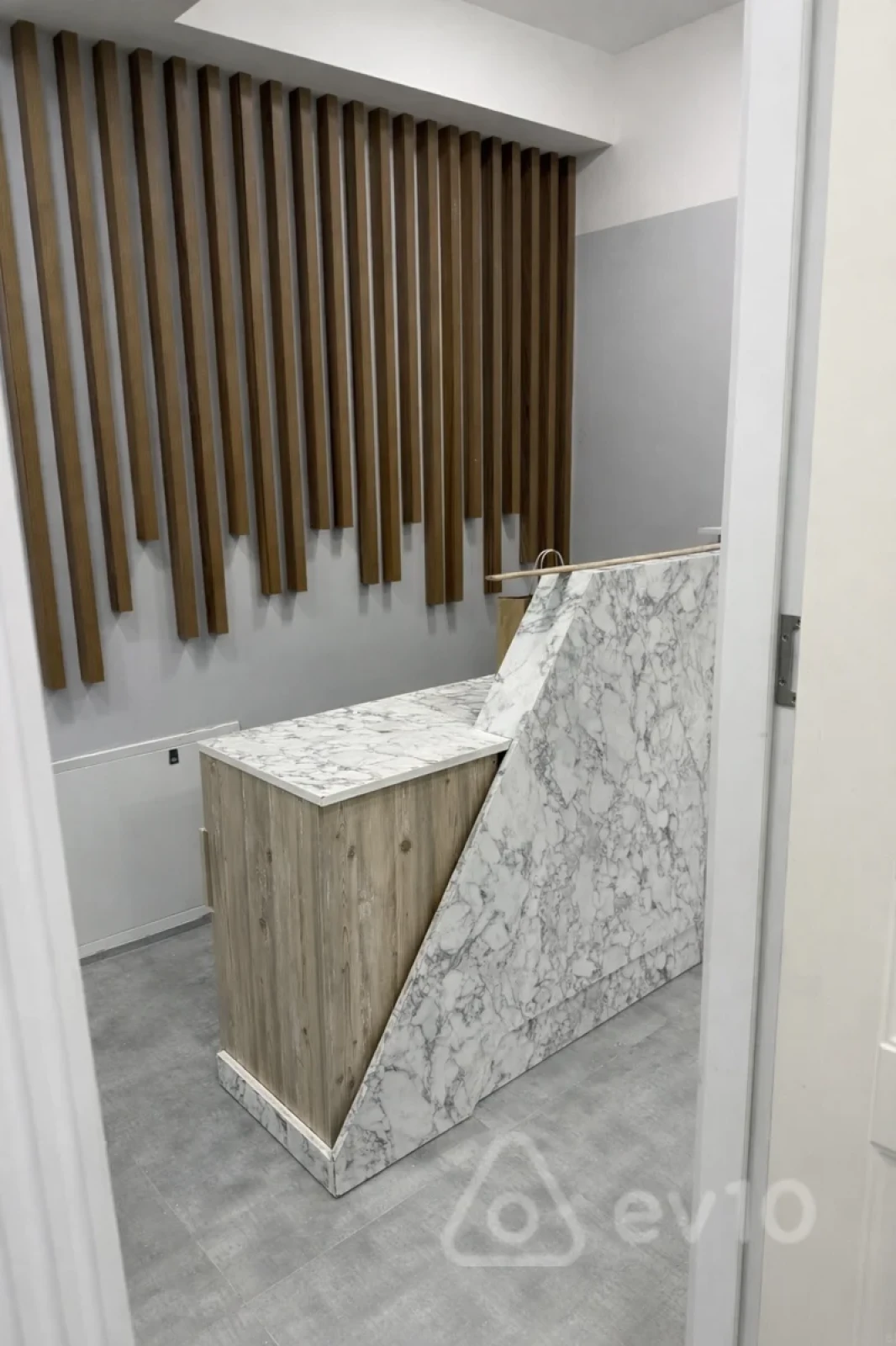 Kirayə verilir 5 otaqlı ofis 200 m²