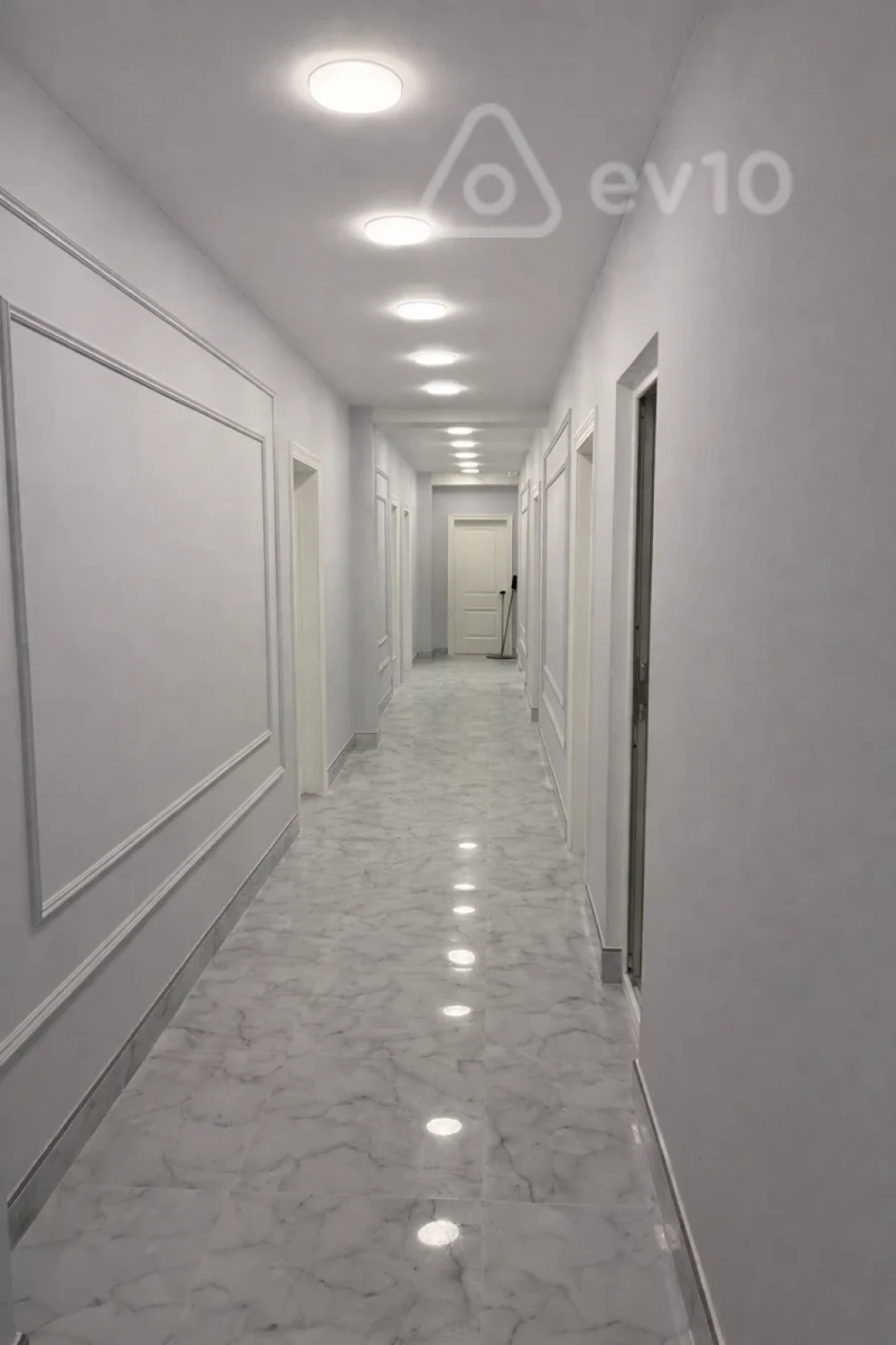 Kirayə verilir 5 otaqlı ofis 200 m²