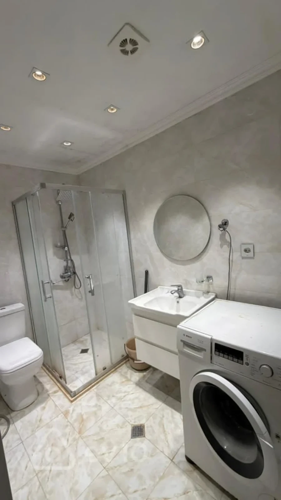 Kirayə verilir 2 otaqlı yeni tikili 60 m²