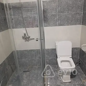 Kirayə verilir 2 otaqlı yeni tikili 65 m²