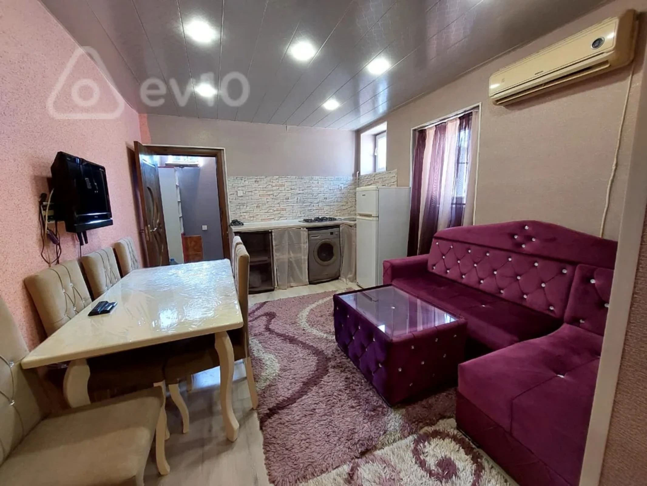 Kirayə verilir 2 otaqlı həyət evi 45 m²