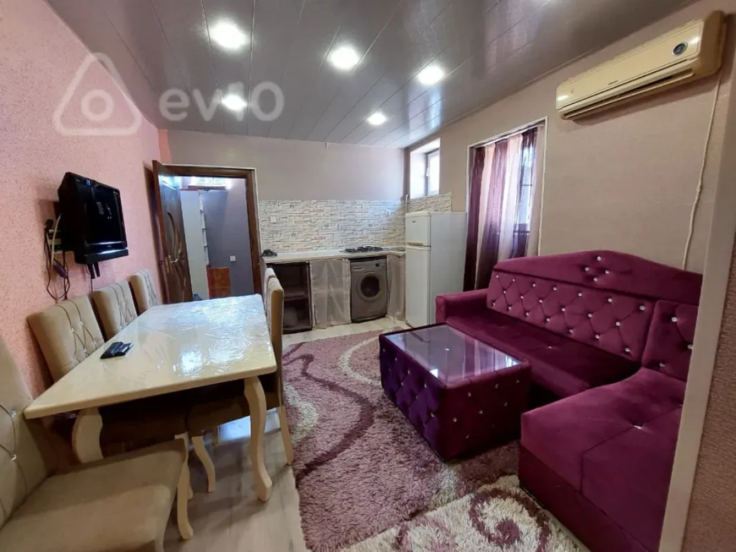 Kirayə verilir 2 otaqlı həyət evi 45 m²