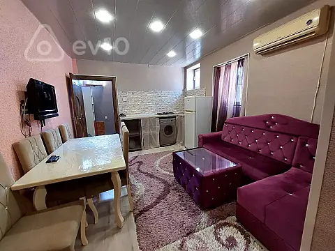 Kirayə verilir 2 otaqlı həyət evi 45 m²